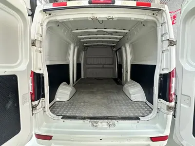 Dongfeng EM27