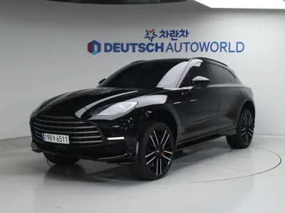 Astonmartin DBX