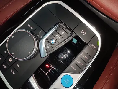 BMW iX
