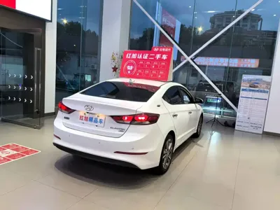Hyundai Elantra
