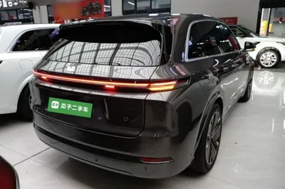 Li Auto L7
