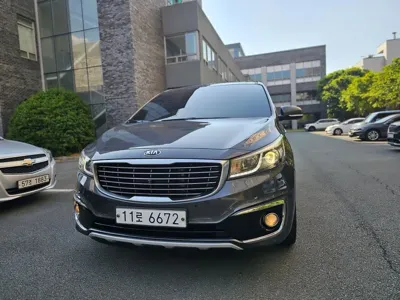 Kia Canival