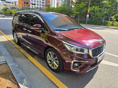 Kia Canival