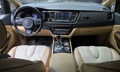 Kia Canival