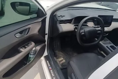 Roewe D6
