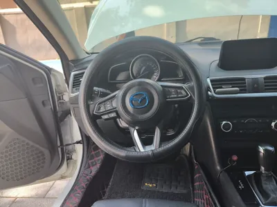 Mazda Mazda 3 Axela