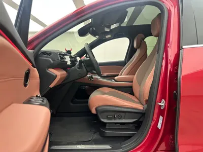 Nio EC6