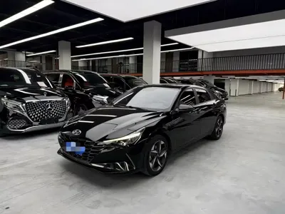 Hyundai Elantra