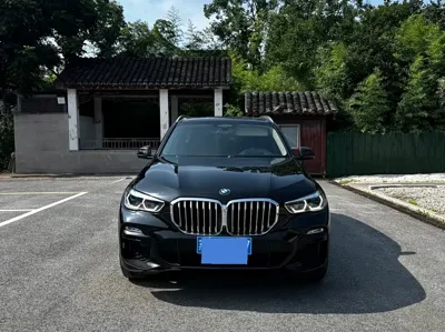 BMW X5 (Import)