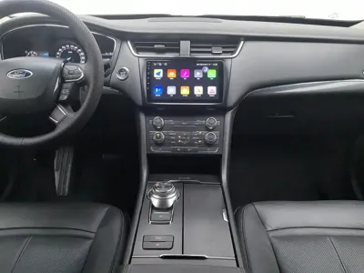 Ford Taurus