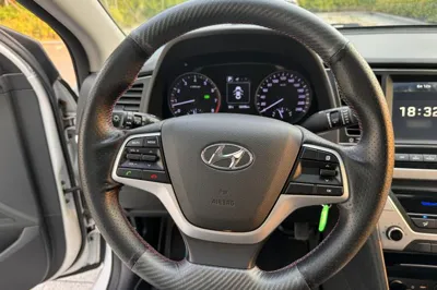 Hyundai Elantra (6th Generation