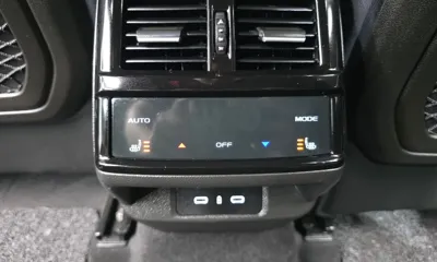 Renault-KoreaSamsung Grand Koleos