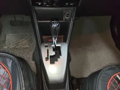 Toyota Yaris L