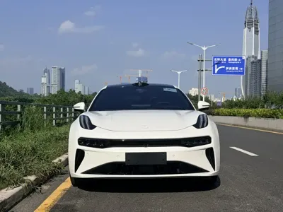 Zeekr 001