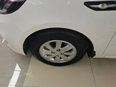 Kia K2