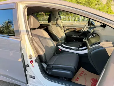 Honda Jade