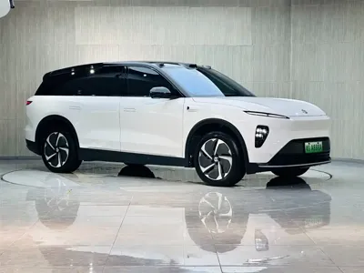 Nio ES8