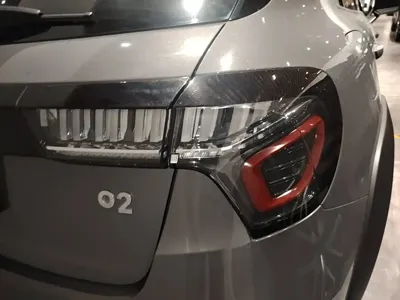 Lynk & Co 02