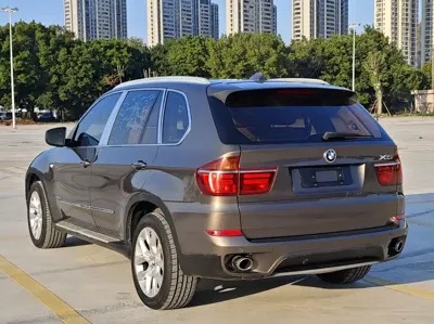 BMW X5 (Import)