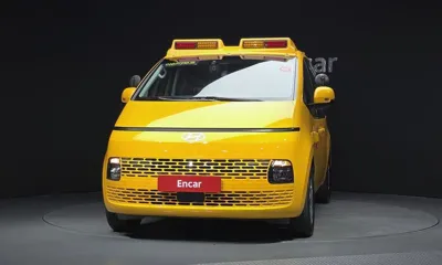 Hyundai Staria