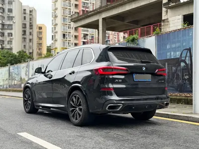 BMW X5 (Import)