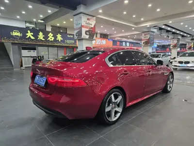 Jaguar XE