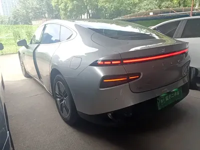 Xpeng P7