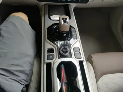 Geely ICON