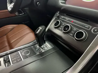 Land Rover Sport