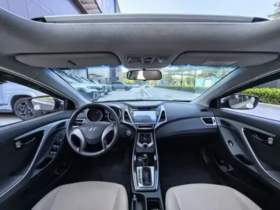 Hyundai Elantra Langdong