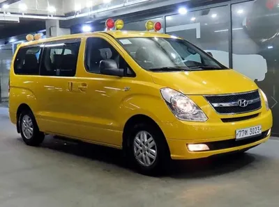 Hyundai Starex