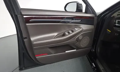 Genesis EQ900