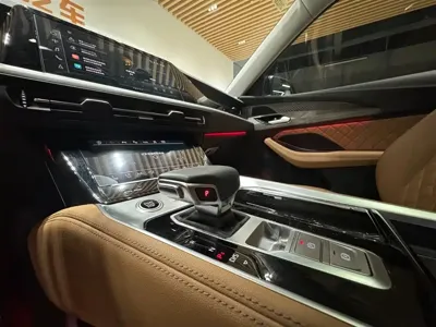 Audi Q6
