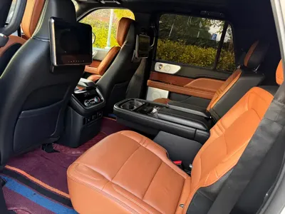 Lincoln Navigator