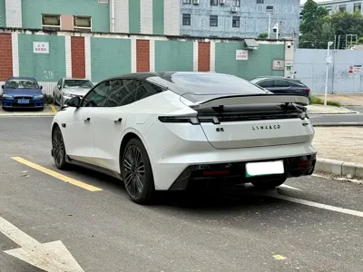 Lynk & Co 领克10