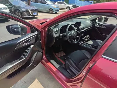 Mazda 3 Axela