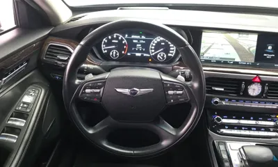 Genesis EQ900