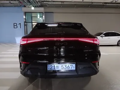 BYD Sealion 7