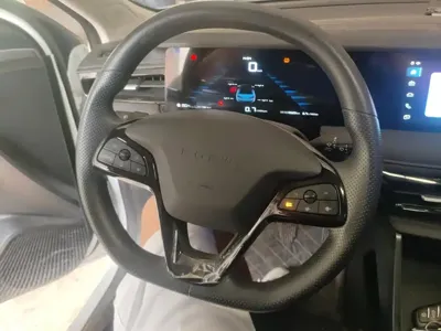 Roewe i5