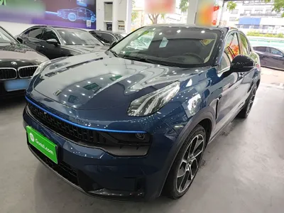 Lynk & Co 05