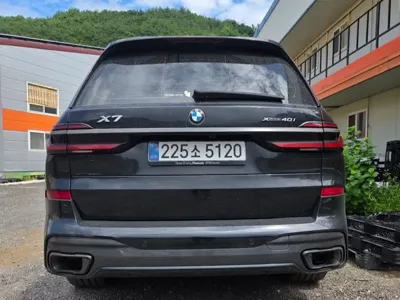 BMW X7