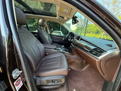 BMW X5 (Import)