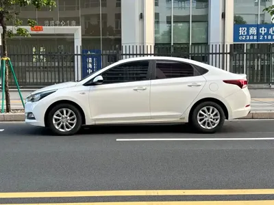 Hyundai Verna
