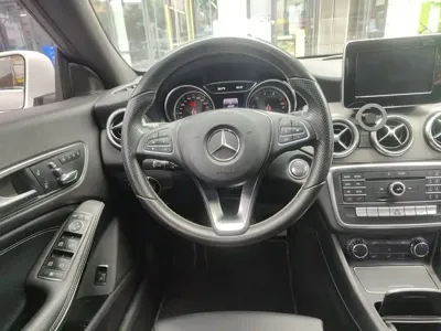 Mercedes-Benz CLA (Import)