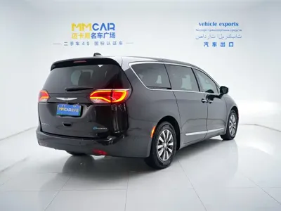 Chrysler Grand Voyager PHEV (Import)