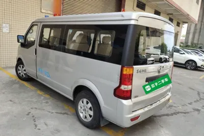 Dongfeng Xiaokang C37