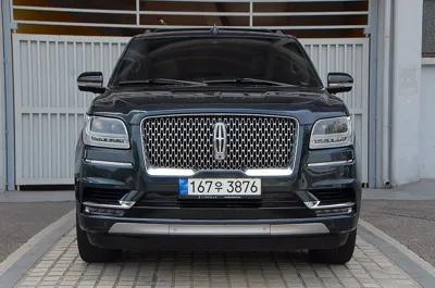 Lincoln Navigator