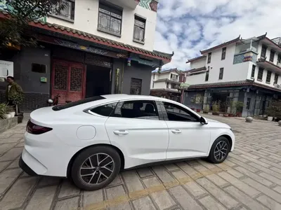 BYD Qin L