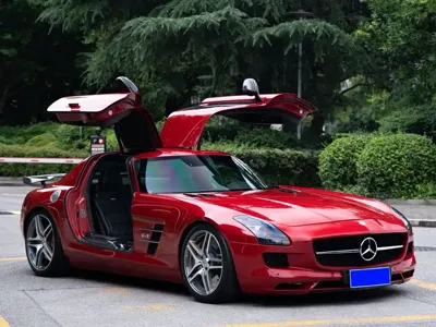 Mercedes-Benz SLS AMG