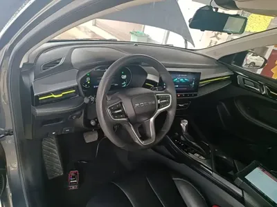 Roewe i5